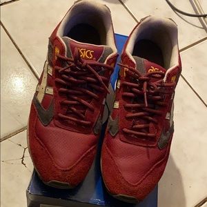 ASICS Gel Saga Burgundy/Off-White
